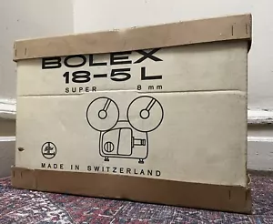 Proiettore pellicola BOLEX PAILLARD 18-5L Super 8mm Swiss Made NUOVO VECCHIO MAGAZZINO dal 1969 - Foto 1 di 20
