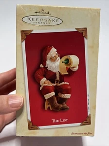 Hallmark Keepsake Ornamento The List 2003 Babbo Natale che tiene una pergamena Natale - Foto 1 di 5