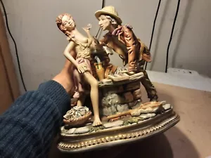 NATURALIST SIGNED CAPODIMONTE PORCELAIN SIZE 27X19X28 EXCELLENT CONDITION - Picture 1 of 22