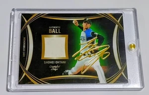 Tarjeta Shohei Ohtani 2018 BBM Pitching Limited/99 Ball #M2 Gold Facsímil Auto - Imagen 1 de 2