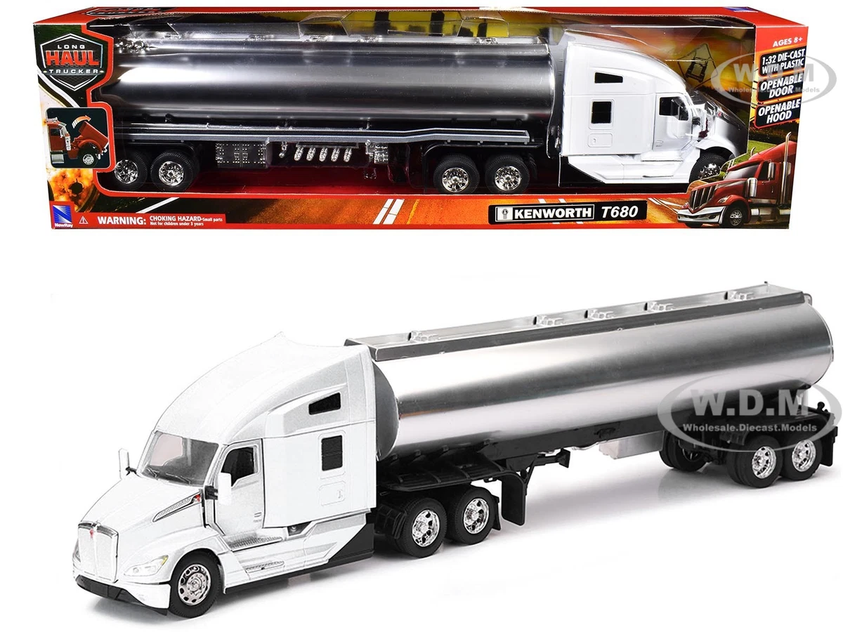 エルビスプレスリー ケンワース 1/32 ピータービルト コンボイ