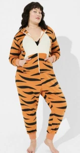 Torrid 1X 2X Disney Fleece One Piece Winnie the Pooh Tigger Plus Pajamas NWT - Picture 1 of 4