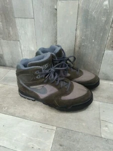 Vintage Nike Womens Caldera Hiking Boots 8.5 Purple Green Blue Suede 930406 t3 - Picture 1 of 8