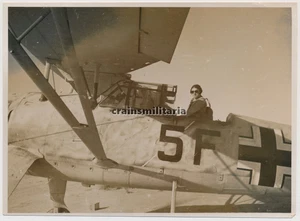 Orig. RIESEN Foto Henschel Hs 126 Flugzeug m. Kennung und Tarnung in Afrika DAK - Bild 1 von 1
