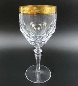 Theresienthal Weinglas Serie Belfast mit Rosenborte Handarbeit Wine Glass 16,7cm - Picture 1 of 5