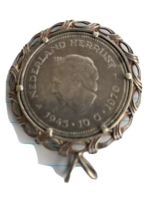 nederland herrust 1945 10 G 1970 - Image 1 of 3