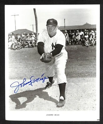 Johnny Mize - Signed Autographed 8x10 Photo - New York Yankees - JSA COA/LOA - Image 1 of 2