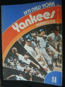 1971 NY YANKEE YEARBOOK - Picture 1 of 9