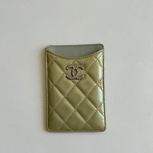 CHANEL LACKLEDER GESTEPPT CC INEINANDERGREIFENDES LOGO KARTENETUI - Bild 1 von 6
