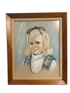 Original 4 Jahre Mädchen Portrait Gemälde Pastell/Kreide auf Papier gerahmt signiert 1970 - Bild 1 von 21