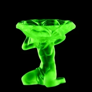 Art Deco Sculpture Rare Green Uranium Glass Bowl 1930' H.Hoffmann by Lalique - Picture 1 of 2