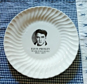 Vintage Young Photo Elvis Presley Commerative Plate King Rock & Roll 1935-1977 - Imagen 1 de 3