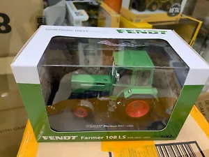 UH 1/32 Scale Fendt Farmer 108 LS With Cabin 2WD Tractor DIECAST MODEL UH5314 - Picture 1 of 6