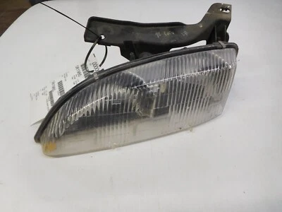 OEM Chevy Cavalier Left Headlight 1995 1996 1997 1998 1999 16523441 Foto 1 de 3