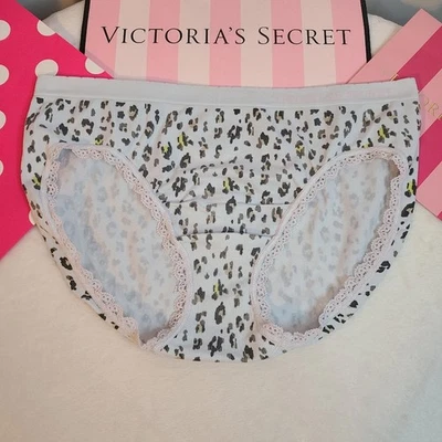 VTG Victoria's Secret Seamless Nylon Lace High Leg Brief Panty Size Lg - Image 1 of 4
