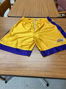 Nike Lakers 🏀 Shorts In Sz XXL - Picture 1 of 6
