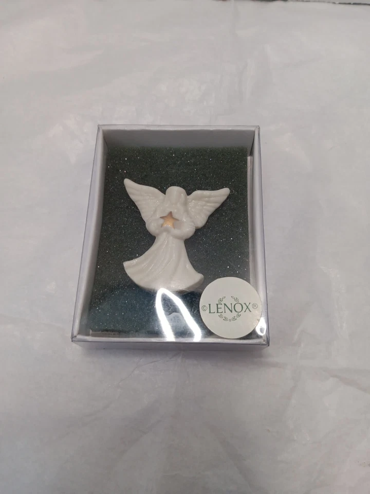 Broche vintage Lenox porcelana fina anjo com estrela dourada na caixa com papelada. - Imagem 1 de 3