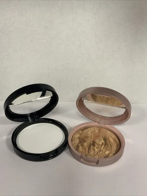 Laura Geller MATTE MAKER Invisible Oil Blotting Powder & Balance N Brighten Deep - Image 1 of 4