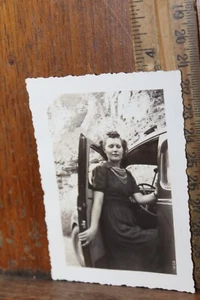 Um 1930 Campbell County Tennessee Foto hübsche Dame - Bild 1 von 2