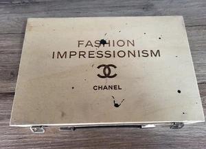 CHANEL Novelty Wooden Box Fashion  2015/16 Cruise Collection Rare VIP Gift - Picture 1 of 4