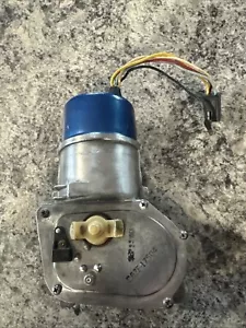(READ) REMANUFACTURED 1964 1965 1966 Ford Mustang 2-Speed Wiper Motor Assembly - Picture 1 of 2