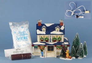 Dept 56 Snow Village SNOWY PINES INN, MINT Condition! - Picture 1 of 10