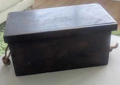 OSSINING, NY.  SING SING PRISON, INMATE MADE? DOVETAILED MINI SEAMAN CHEST. BLUE - Image 1 of 4