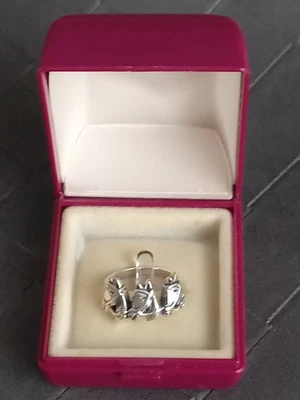 bague cavalier têtes de chevaux en argent - Photo 1/3