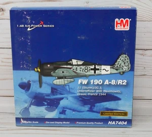 Hobby Master HA7404, Fw 190 A-8/R2, 11 Sturm / JG.3, Willi Maximowitz escala 1/48 - Imagen 1 de 10