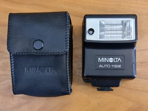 Minolta Auto 118x Flash with Case - M927 - Picture 1 of 5
