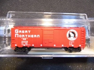 N - InterMountain 66005 - 12 Panel 40' Boxcar, Great Northern 18548 M-M cpl - Picture 1 of 2