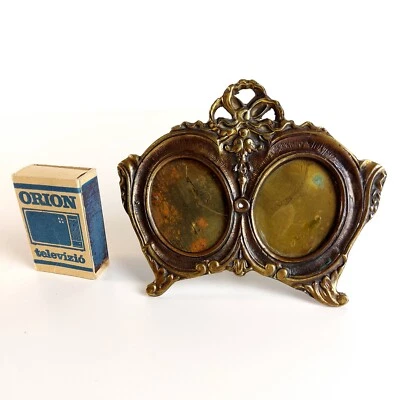 Antique Miniature Double Photo Holder Frame Oval 19th Century Art Nouveau - Image 1 of 4