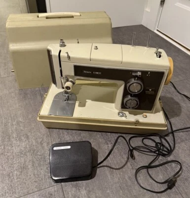 Máquina de coser Sears Kenmore 5187 de colección con pedal y estuche probado funciona muy bien Foto 1 de 4