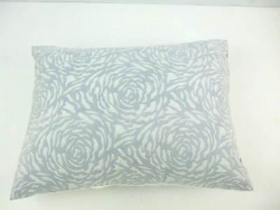 Travesseiro DKNY textura carvão branco retangular decorativo lombar 12x 15 pol - Imagem 1 de 4