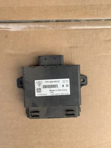 VOLKSWAGEN GOLF Mk7 RADAR DISTRONIC 5Q0907561D GENUINE 2013 ON - Picture 1 of 6