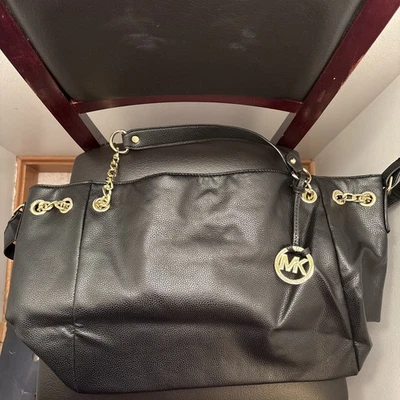 NWT Michael Kors Handbag Purse Jet Set Chain Black Leather Pebbled Tote - Image 1 of 4