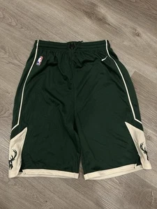 Milwaukee Bucks Nike Icon Edition Swingman Performance Shorts Men's NBA Green XL - Picture 1 of 3