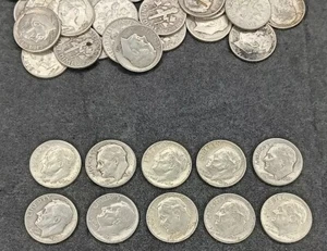 Lotto 10 monete ROOSEVELT DIMES 90% argento date casuali circolate - Foto 1 di 4