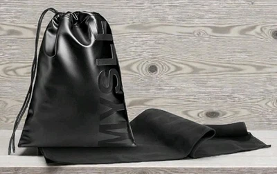 BOLSA DE VIAJE YSL PARFUMS MYSLF BOLSA CON CORDÓN 12 X 9 Y TOALLA DE MANO 31 X 23 NUEVA Foto 1 de 4