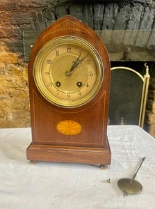 🕰️ Mahogany Arch-Top Mantel Clock – Inlaid Detail – Wound But Silent – Project - Picture 1 of 13