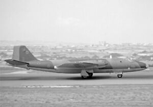 PHOTO 10 x 8"  ENGLISH ELECTRIC CANBERRA  -03
