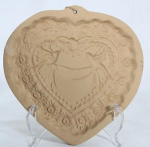 RARE! 1985 VINTAGE HEART SHAPED COOKIE MOLD BY BROWN BAG COOKIE ART COMPANY - Picture 1 of 7