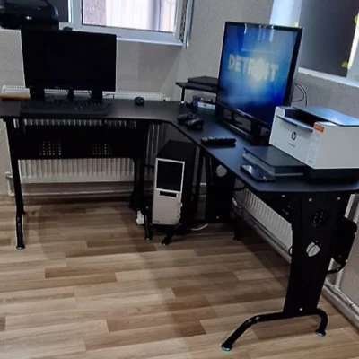 Large Corner Computer Desk Work Monitor Stand Home Office Gaming Desk L Shaped - Image 1 of 4