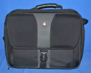 Swiss Gear Laptop Messenger Bag - Picture 1 of 3