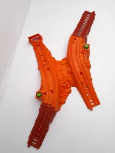 Mattel Thomas & Friends Head To Head Crossing Replacement Middle Orange Track #2 - Picture 1 of 15