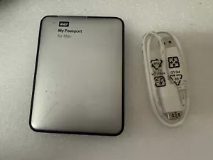 WD My Passport for Mac 1TB WDBLUZ0010BSL-01 External Hard Drive Silver USB 3.0 - Picture 1 of 4
