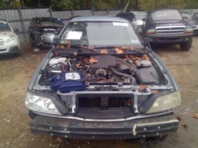 Power Brake Booster Thru 08/01/04 Fits 03-05 LINCOLN & TOWN CAR 1327959 - Изображение 1 из 4