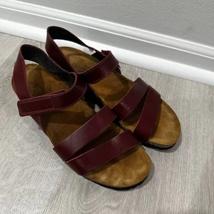 Naot Damen Kayla Kork Keilabsatz rot Ruma Leder Komfort Sandale Größe 40 (9) - Bild 1 von 8