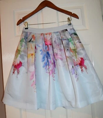 TED BAKER 2/ 10 BEAUTIFUL THYRA HANGING GARDEN  FULL FLORAL FIT & FLARE SKIRT - Image 1 of 4