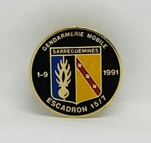 Gendarmerie Mobile Escadron 15/7 1991 Sarreguemines Cop Pin Pinback Badge France - Picture 1 of 1